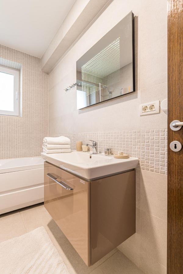 Apartament 2 Camere Narcis Μπρασόβ Εξωτερικό φωτογραφία